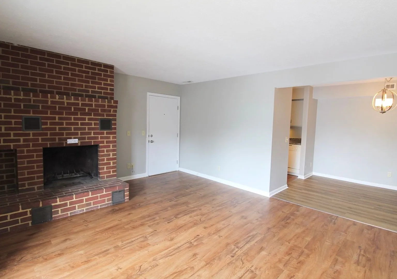 Two bedroom condo for rent! - 1030-8 Blue Ridge Drive — Photo 2
