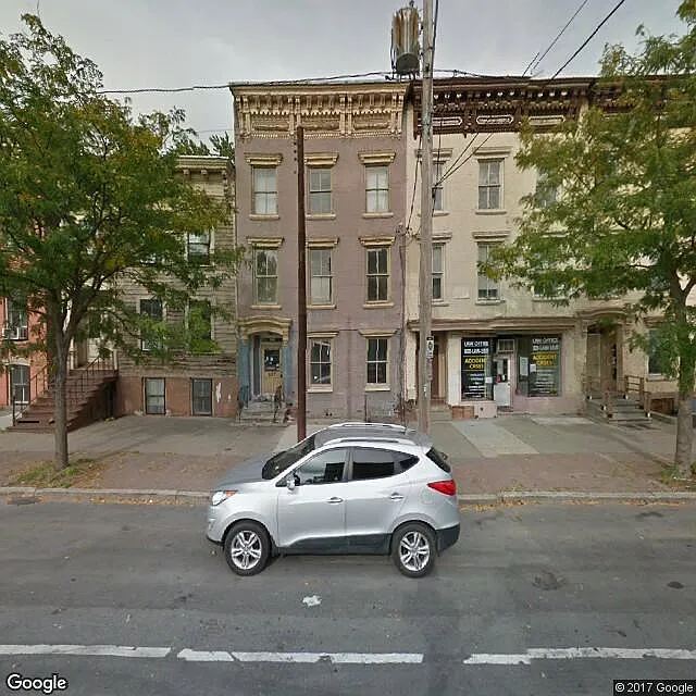 188 35th St NE photo 1