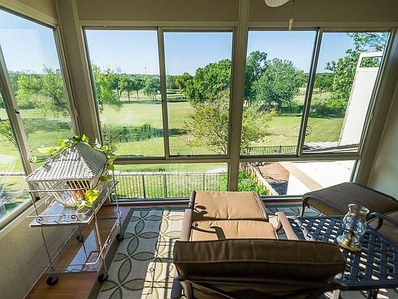 4th image of 818 Pebble Beach Dr