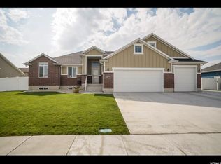 2419 N 1445 W, Clinton, UT 84015