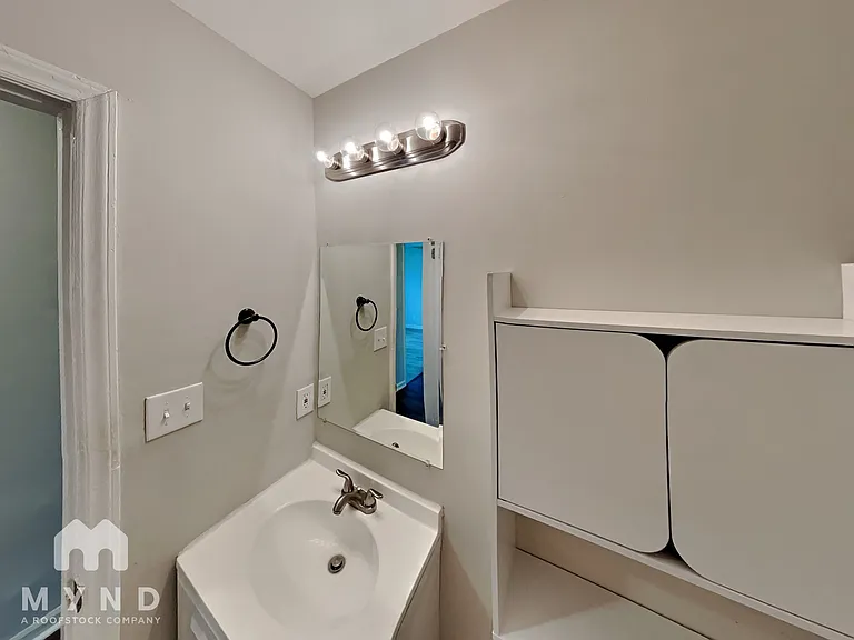 730 Dunbrook Ln — Photo 13