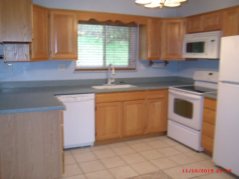 2nd image of 301 Schall Rd