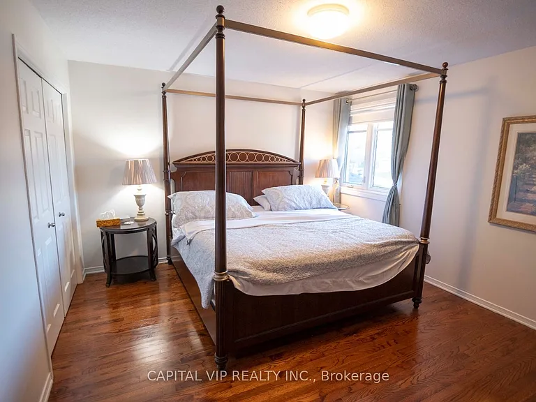 4 Wellsmere Ct — Photo 21