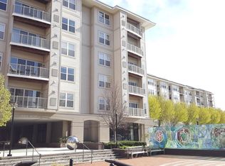 8045 Newell St APT 304, Silver Spring, MD 20910