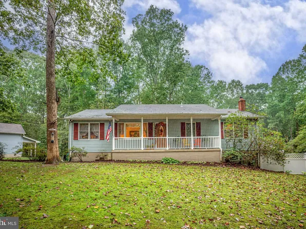 4530 Hurst Dr, Bealeton, VA 22712