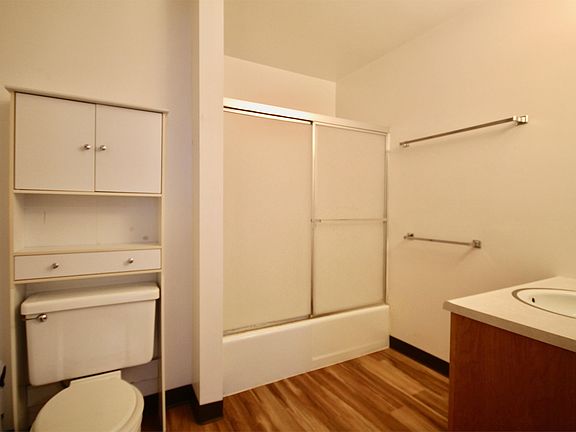 4th image of 1616 S 19th Ave APT 117