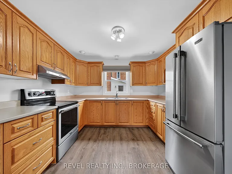 38 Bennett St — Photo 15