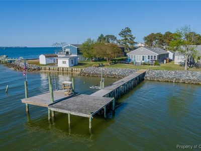 707 Riverside Dr, Deltaville, VA, 23043