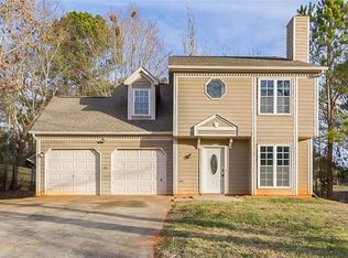 1381 Charter Oaks Ln, Lawrenceville, GA 30046