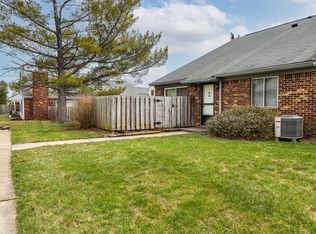 5925 Deerwood Ct, Indianapolis, IN
