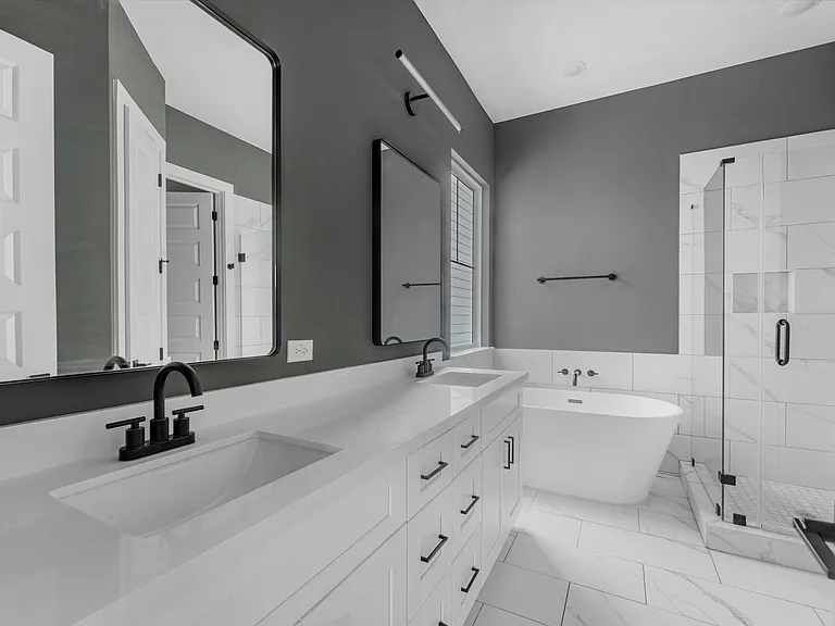 9004 Orange Spring Dr — Photo 17