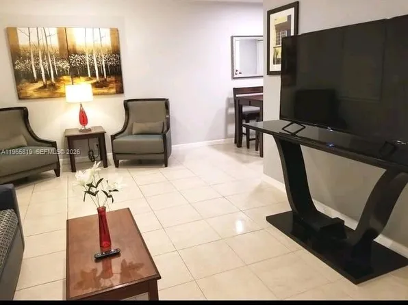 2023 Funston St #2, Hollywood, FL 33020