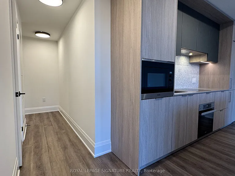 123 Portland St #808 — Photo 15