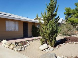 10934 Knobb Ave, Morongo Valley, CA 92256