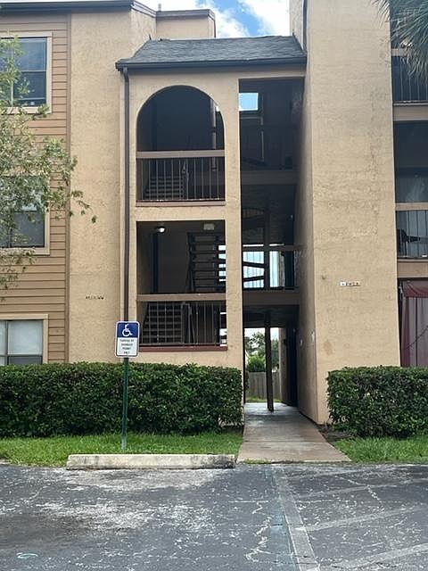 1st image of 2030 Cascades Blvd Unit 106
