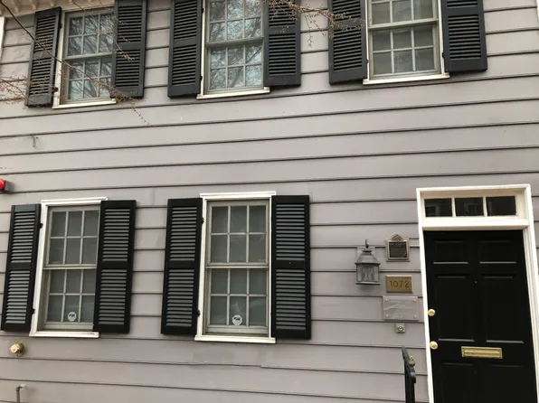 1072 Thomas Jefferson St NW, Washington, DC