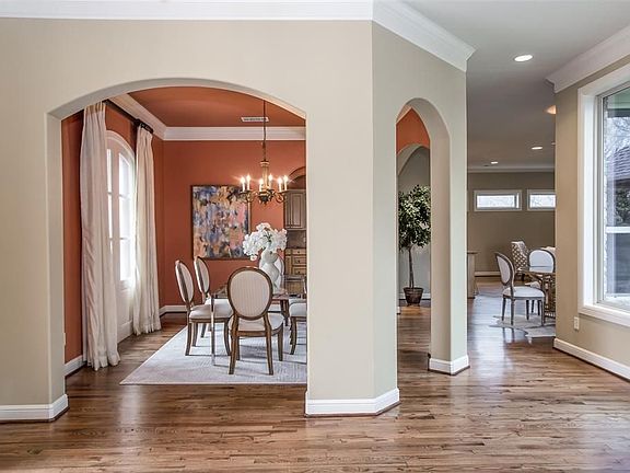 5th image of 2812 River Brook Ct