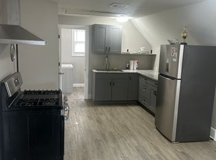 138 Avon St #2, Lowell, MA 01854