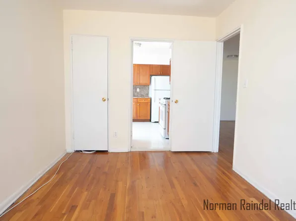 117-12 Ocean Pm image 16 of 33