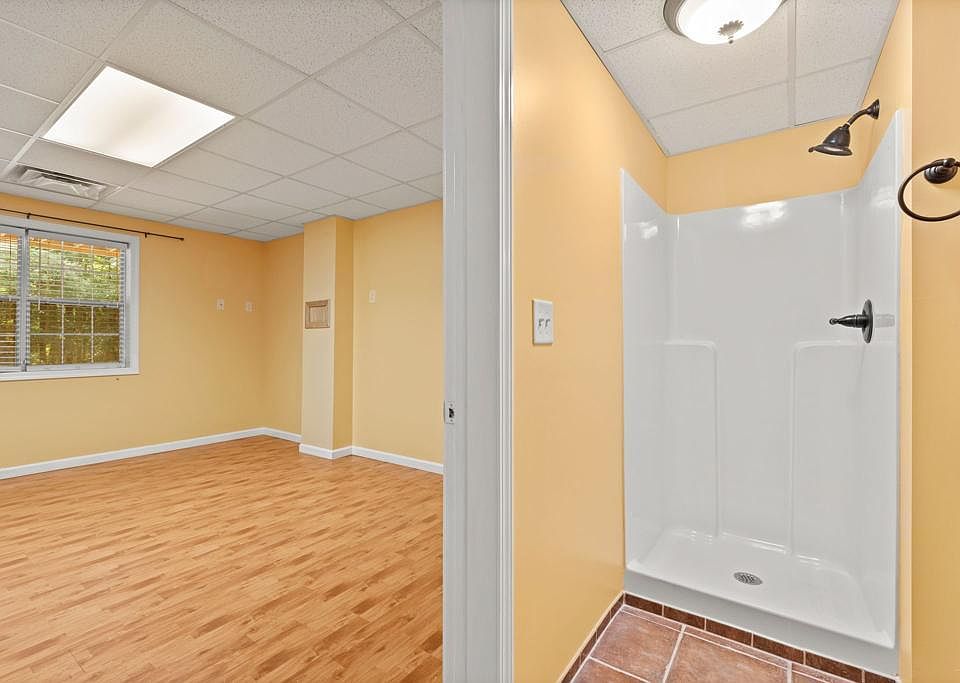 1st image of 1404 Woodmere Ct