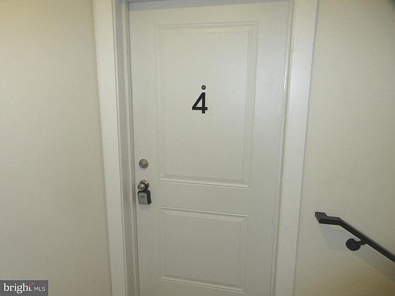 5th image of 1716 Cambridge St #4