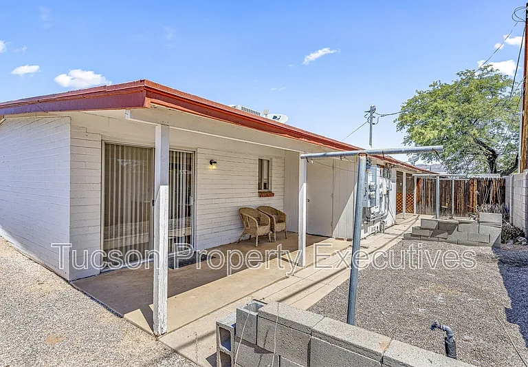 4246 E Pima St #D — Photo 23