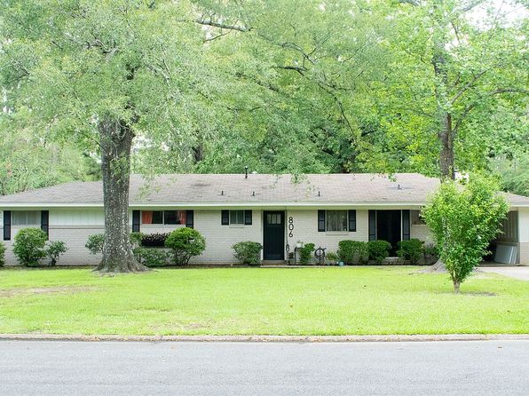 806 Pecan St