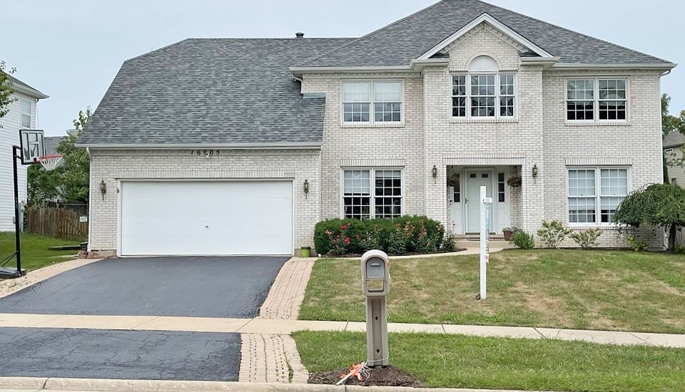 1st image of 16905 Arbor Creek Dr