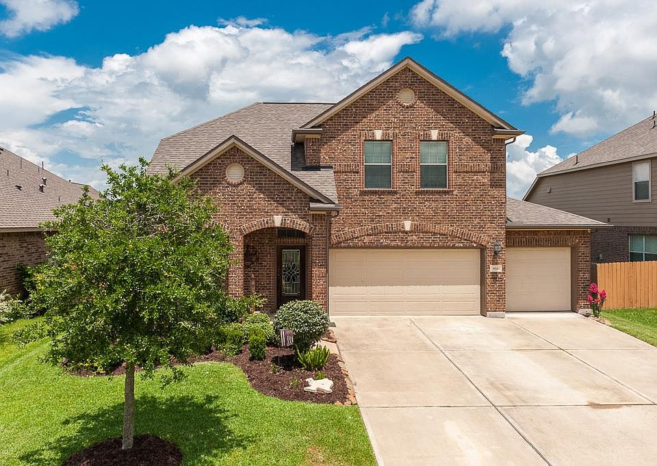 1st image of 966 Ponte Serra Dr