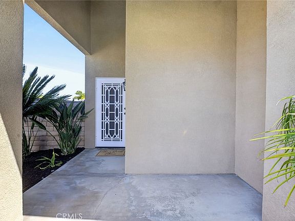 4th image of 27740 Sagebrush Rd