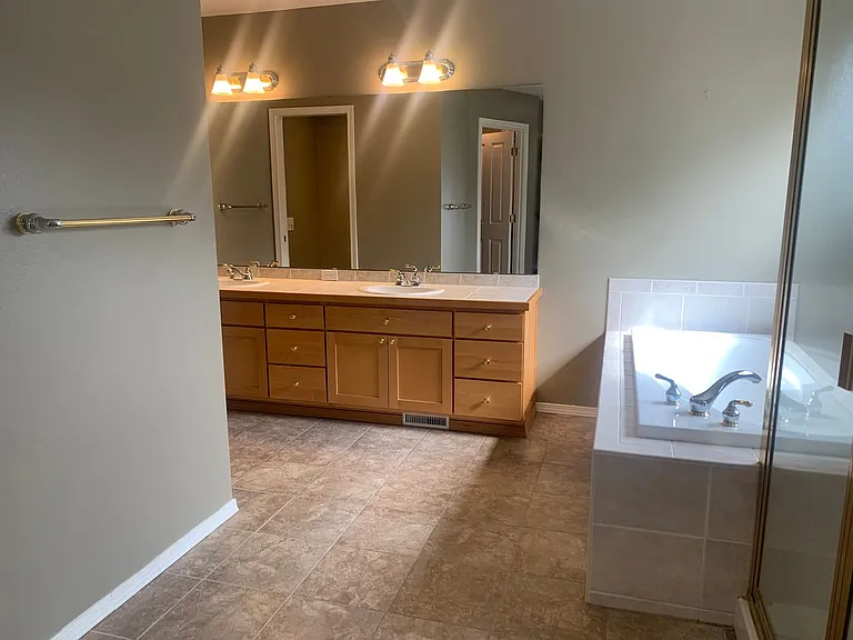 4903 S 283rd Pl — Photo 24