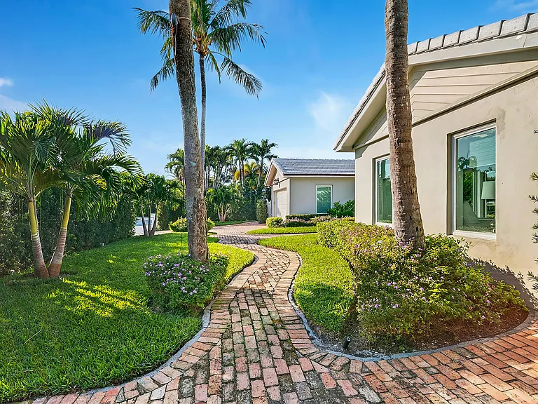 107 E Inlet Dr — Photo 61