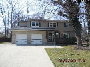 7600 Dogwood Ln, Parma, OH 44130