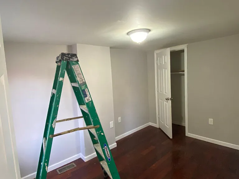 1637 W Stiles St #2 — Photo 11