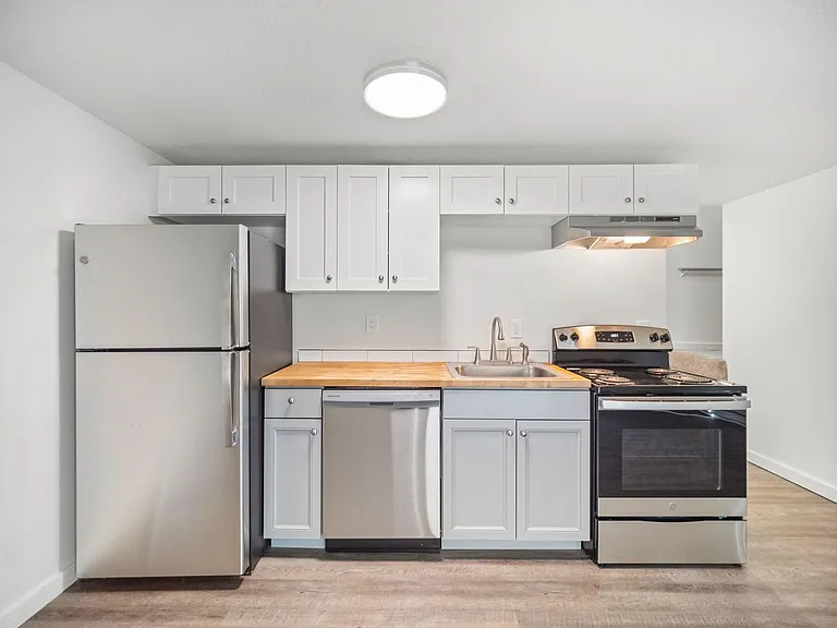 Regal Lofts — Photo 1