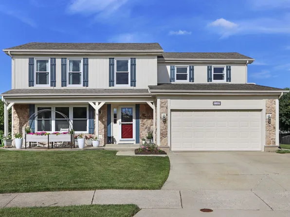1137 Lockwood Ct E, Buffalo Grove, IL 60089
