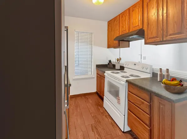 6724 Plymouth Rd APT 44, Stockton, CA 95207