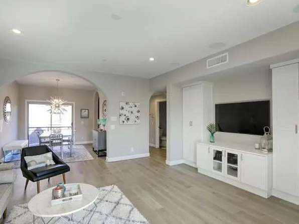 3935 E Rough Rider Rd, Phoenix, AZ