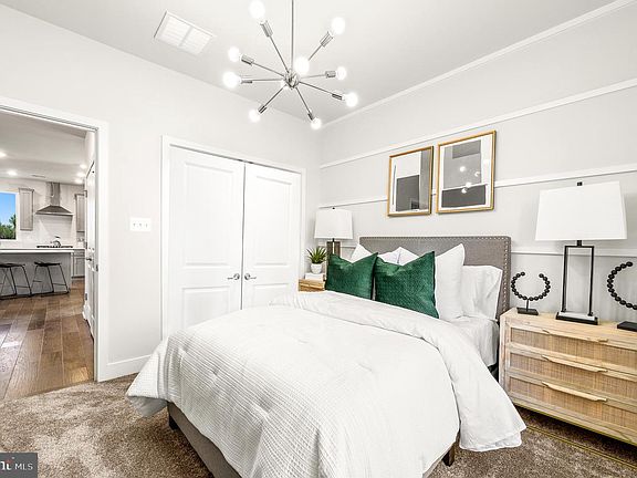 5th image of 3225 Rye Harbour Way