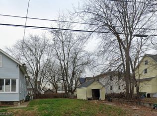108 Sheridan Ave, Roselle, NJ 07203