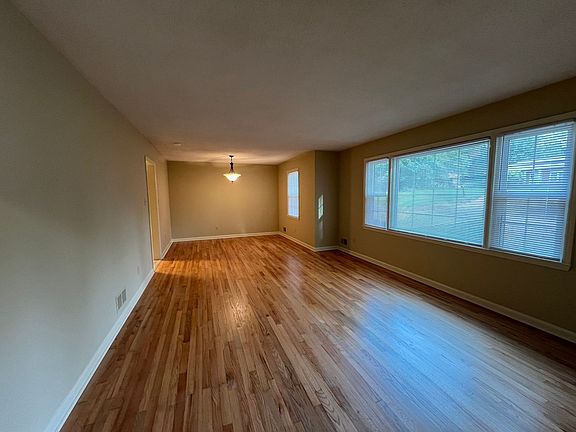 2nd image of 138 Halsey Ave