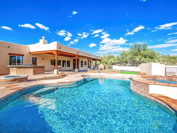 10450 E Placita Guanajuato, Tucson, AZ 85749