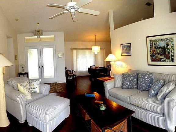 5th image of 262 Broadmoor Ln