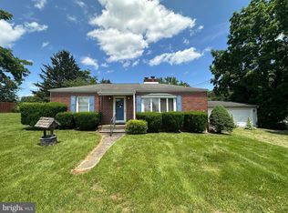 7819 Mentzer Gap Rd, Waynesboro, PA 17268
