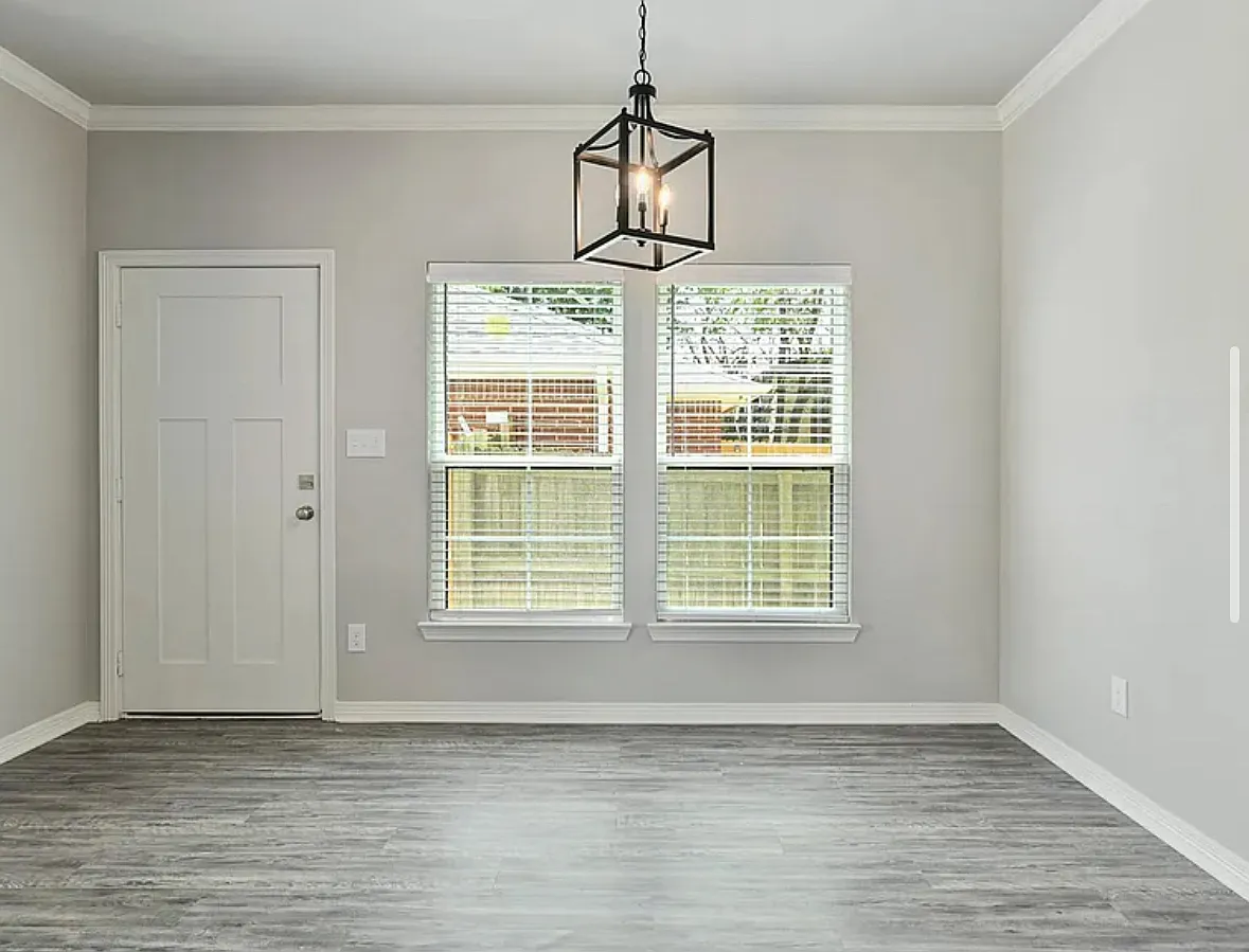 511 Cooner Street - B — Photo 3