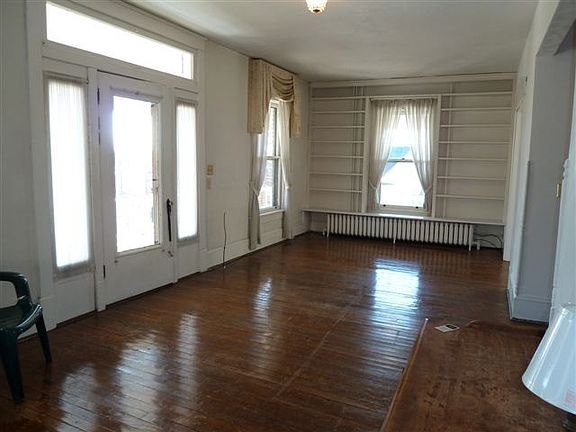 2nd image of 85 Claiborne Ave