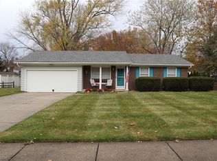 2107 Crestdale Dr, Stow, OH 44224