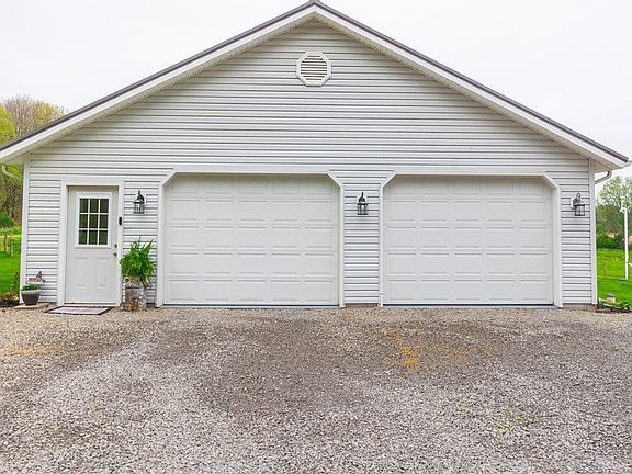 4th image of 14655 Township Road 213