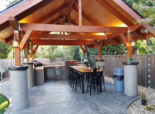 470 Stonegate St, Eugene, OR 97401