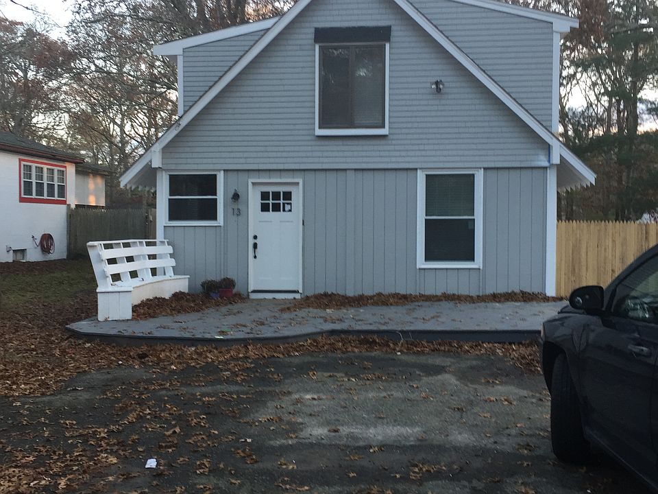 1st image of 13 Edgewood Dr